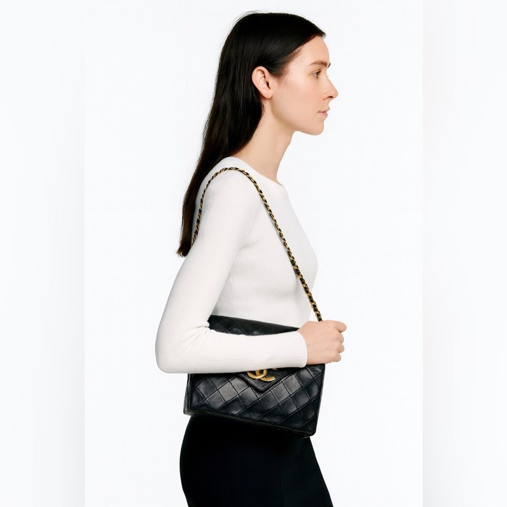 CHANEL Black Quilted 24K CC Logo Hardware Leather Shoulder Bag - Picture 3 of 15